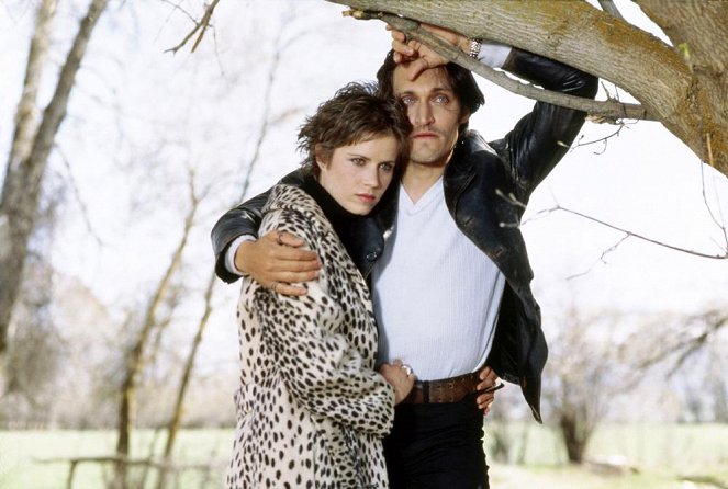 Truth or Consequences, N.M. - Filmfotos - Kim Dickens, Vincent Gallo
