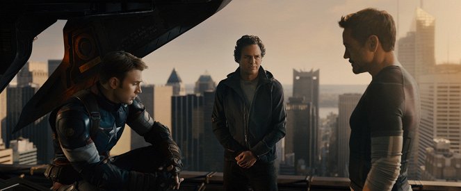Avengers: Age of Ultron - Z filmu - Chris Evans, Mark Ruffalo, Robert Downey Jr.