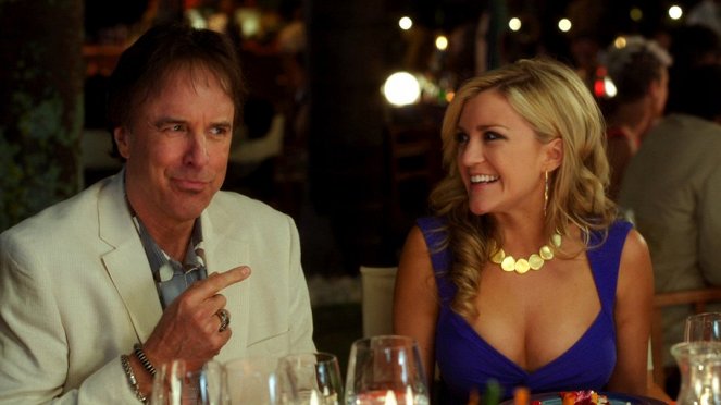 Blended - Photos - Kevin Nealon, Jessica Lowe