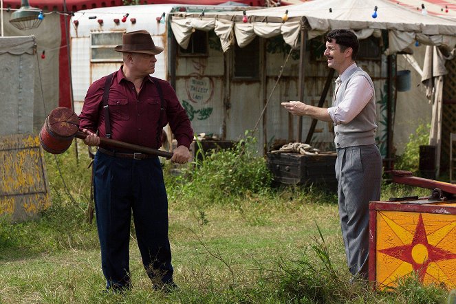 American Horror Story - Freak Show - Z filmu - Michael Chiklis, Denis O'Hare