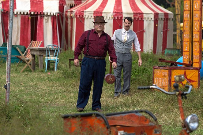 American Horror Story - Freak Show - Photos - Michael Chiklis, Denis O'Hare