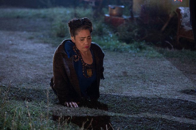 American Horror Story - Freak Show - Filmfotos - Rose Siggins