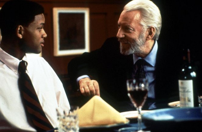 Six Degrees of Separation - Photos - Will Smith, Donald Sutherland