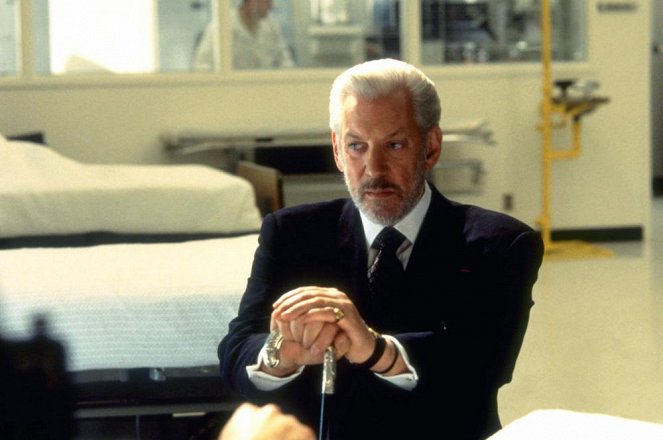 The Puppet Masters - Film - Donald Sutherland