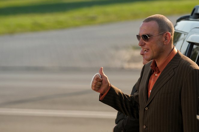 Redirected - Ein fast perfekter Coup - Filmfotos - Vinnie Jones