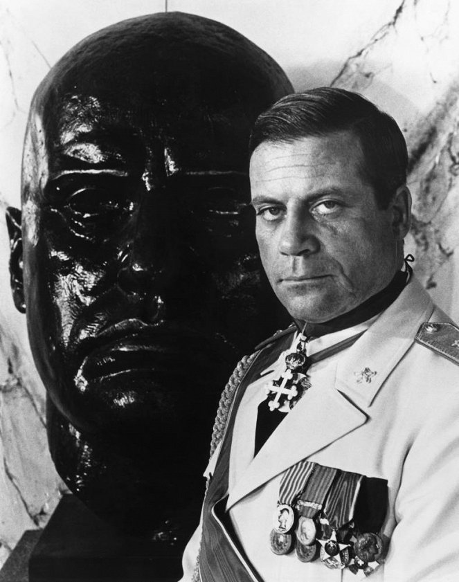 Lion of the Desert - Photos - Oliver Reed