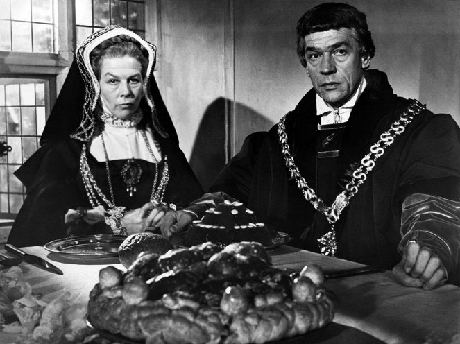 A Man for All Seasons - Photos - Wendy Hiller, Paul Scofield