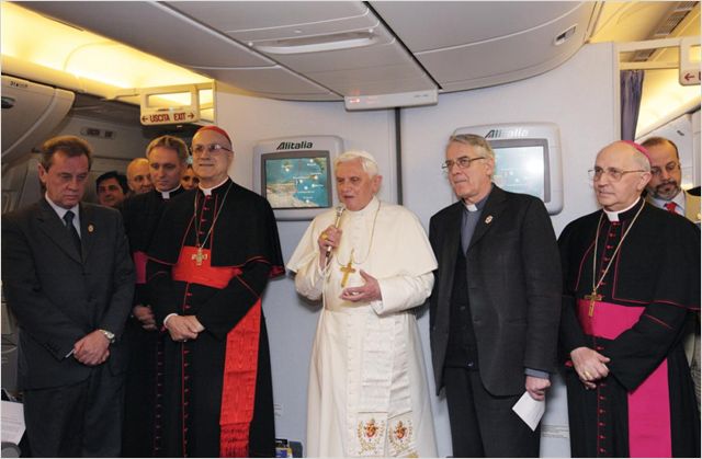 Francesco a pápež - Z filmu - papež Benedikt XVI.
