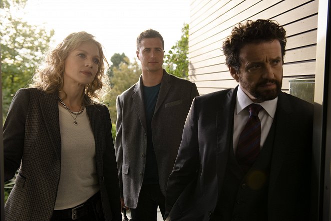Motive - Season 2 - They Made Me a Criminal - De la película - Kristin Lehman, Brendan Penny, Louis Ferreira
