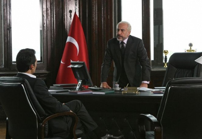 Kriminálka Istanbul - Vraždy na Bosporu - Z filmu - Erden Alkan