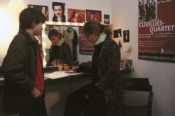 SOKO München - Tödlicher Belcanto - Z filmu - Lucas Nathrath, Maike Bollow