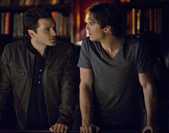 The Vampire Diaries - I'd Leave My Happy Home for You - Photos - Michael Malarkey, Ian Somerhalder