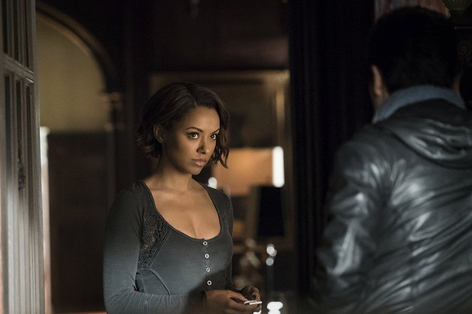 The Vampire Diaries - I'll Wed You in the Golden Summertime - Photos - Kat Graham