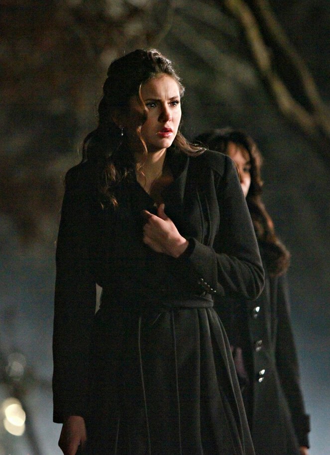 The Vampire Diaries - Season 1 - Miss Mystic Falls - Photos - Nina Dobrev