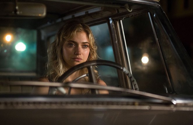 A Country Called Home - Do filme - Imogen Poots