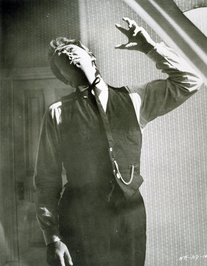 Räsynukke - Kuvat elokuvasta - Robert Mitchum