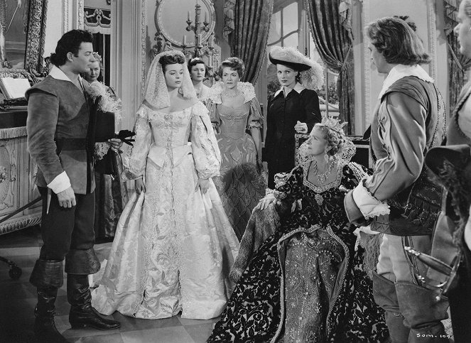 Sons of the Musketeers - Photos - Cornel Wilde, Nancy Gates, Maureen O'Hara, Gladys Cooper