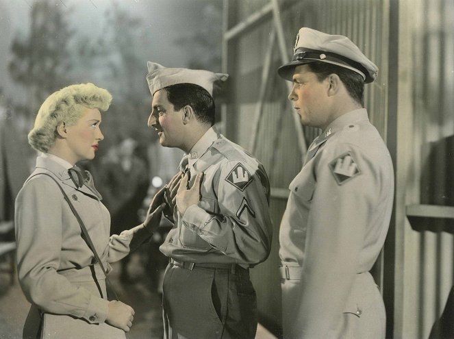 Call Me Mister - Filmfotók - Betty Grable, Danny Thomas, Dale Robertson