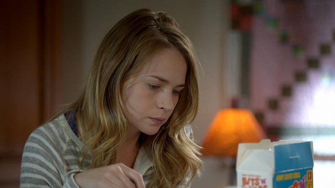 Ask Me Anything - De la película - Britt Robertson