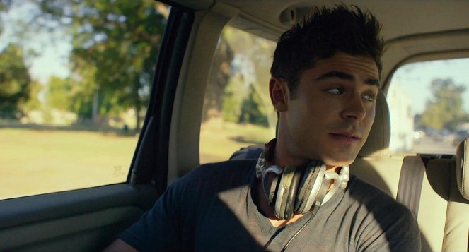 We Are Your Friends - Photos - Zac Efron