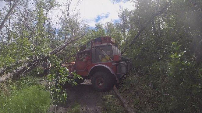 Alaska Off-Road Warriors - Van film