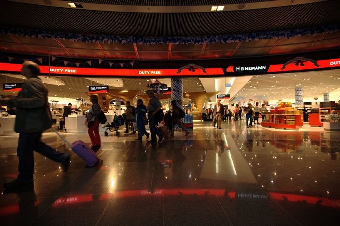 Inside Frankfurt Airport - Filmfotos