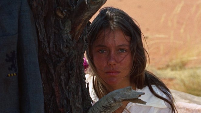 Walkabout - Photos - Jenny Agutter