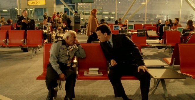 La terminal - De la película - Kumar Pallana, Tom Hanks
