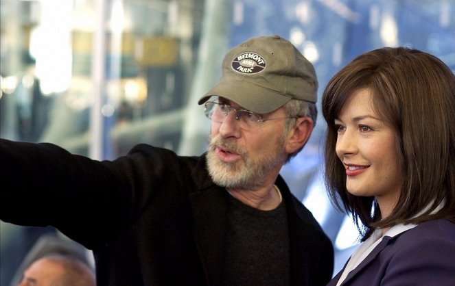 Terminal de Aeroporto - De filmagens - Steven Spielberg, Catherine Zeta-Jones