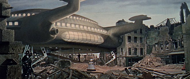 De Daleks veroveren de aarde - Van film