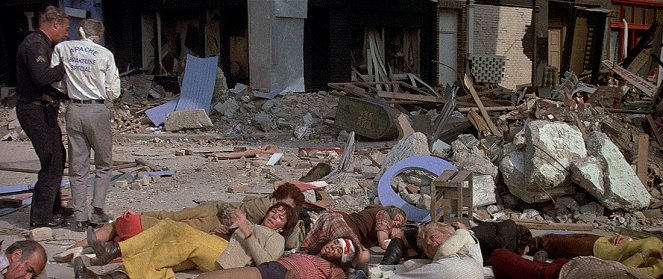 Zemetrasenie - Z filmu
