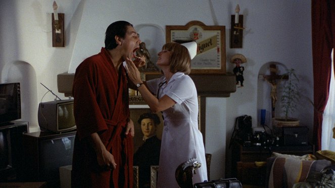 Eating Raoul - Van film - Robert Beltran, Susan Saiger