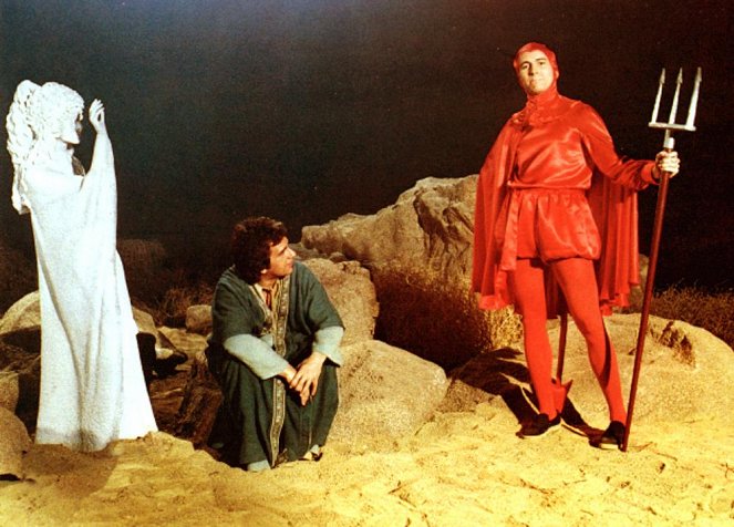 Oh, Moses! - Filmfotos - Dudley Moore, John Ritter