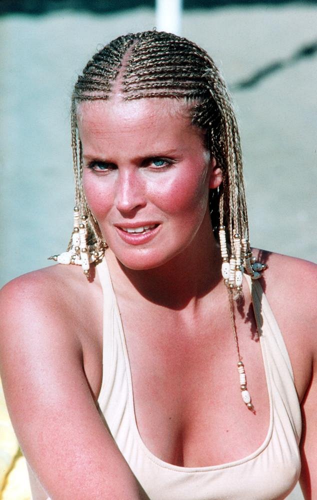 10 - Promo - Bo Derek