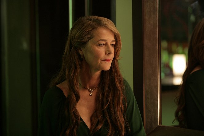 Życie z wojną w tle - Z filmu - Charlotte Rampling