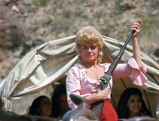 Mit eisernen Fäusten - Filmfotos - Shelley Winters