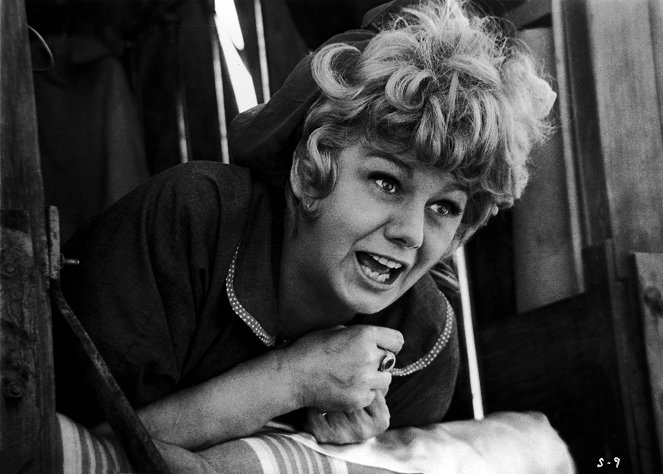 The Scalphunters - Photos - Shelley Winters