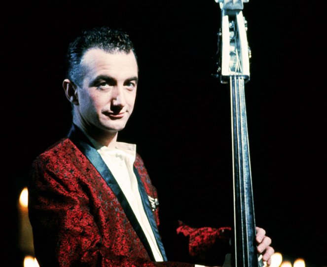 Queen: Who Wants to Live Forever - Z filmu - John Deacon