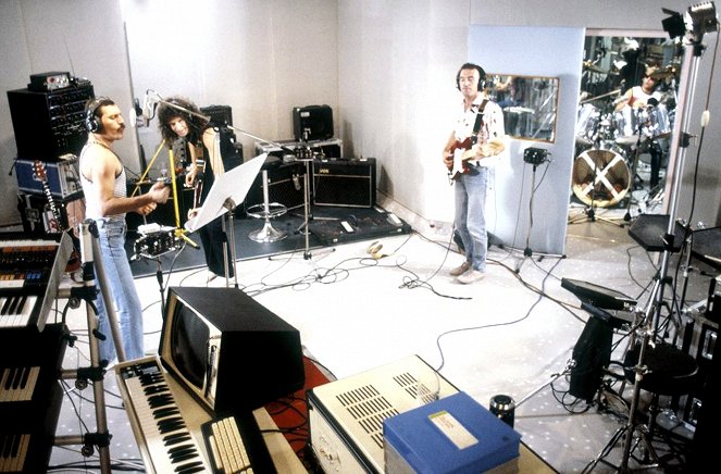 Queen: One Vision - Filmfotos - Freddie Mercury, Brian May, John Deacon, Roger Taylor