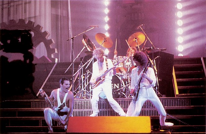 Queen: Hammer to Fall - Z filmu - Freddie Mercury, John Deacon, Roger Taylor, Brian May