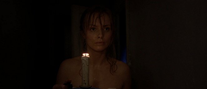 Exorcist: The Beginning - Van film - Izabella Scorupco