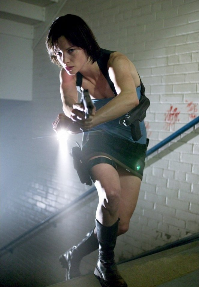 Resident Evil: Apocalypse - Van film - Sienna Guillory