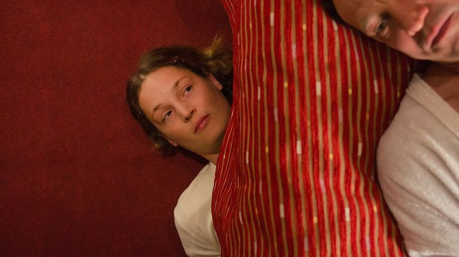 Das Zimmermädchen Lynn - Kuvat elokuvasta - Vicky Krieps