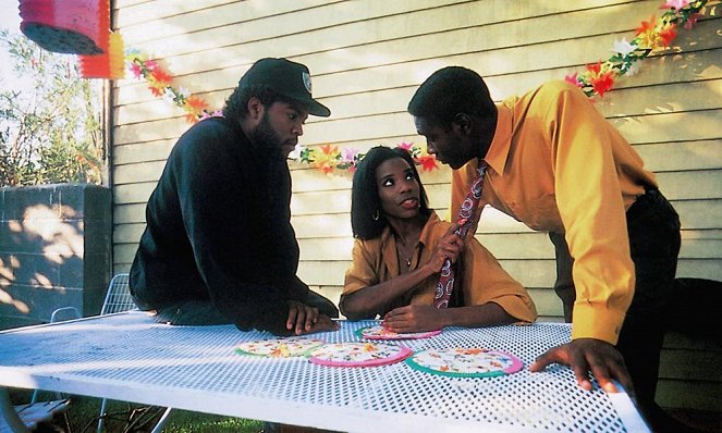 Chlapci ze sousedství - Z filmu - Ice Cube, Tyra Ferrell, Morris Chestnut