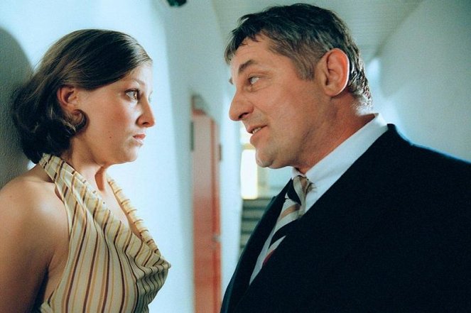 Liebe und Verrat - Van film - Alexandra Maria Lara, Heinz Hoenig