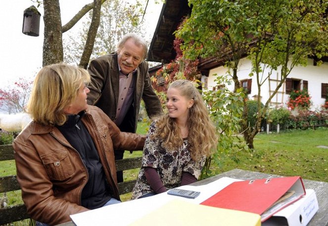 Heimkehr mit Hindernissen - Kuvat elokuvasta - Hansi Hinterseer, Franz Buchrieser, Sophie Karbjinski