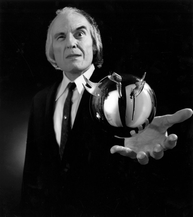 Phantasm II - Promokuvat - Angus Scrimm