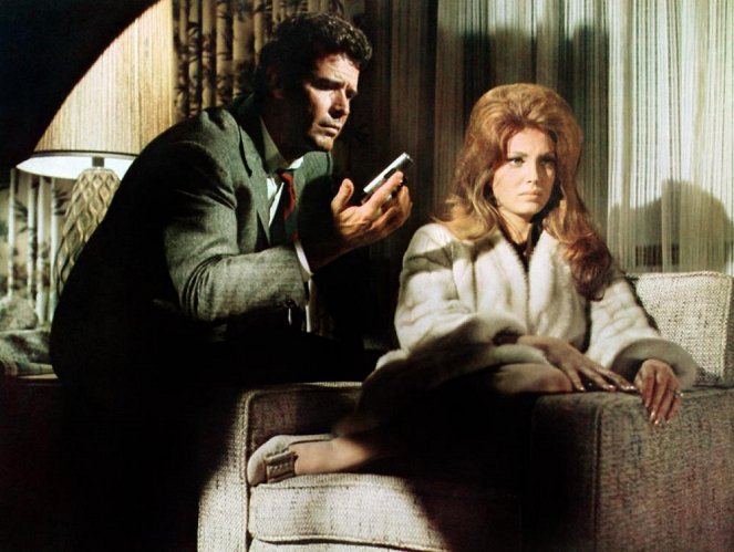 Der Dritte im Hinterhalt - Filmfotos - James Garner, Gayle Hunnicutt