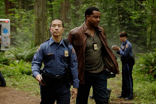 Reggie Lee, Russell Hornsby