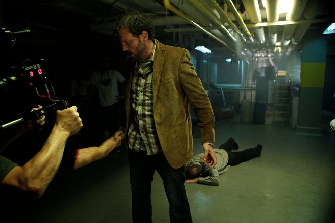 Grimm - Bears Will Be Bears - Photos - Silas Weir Mitchell